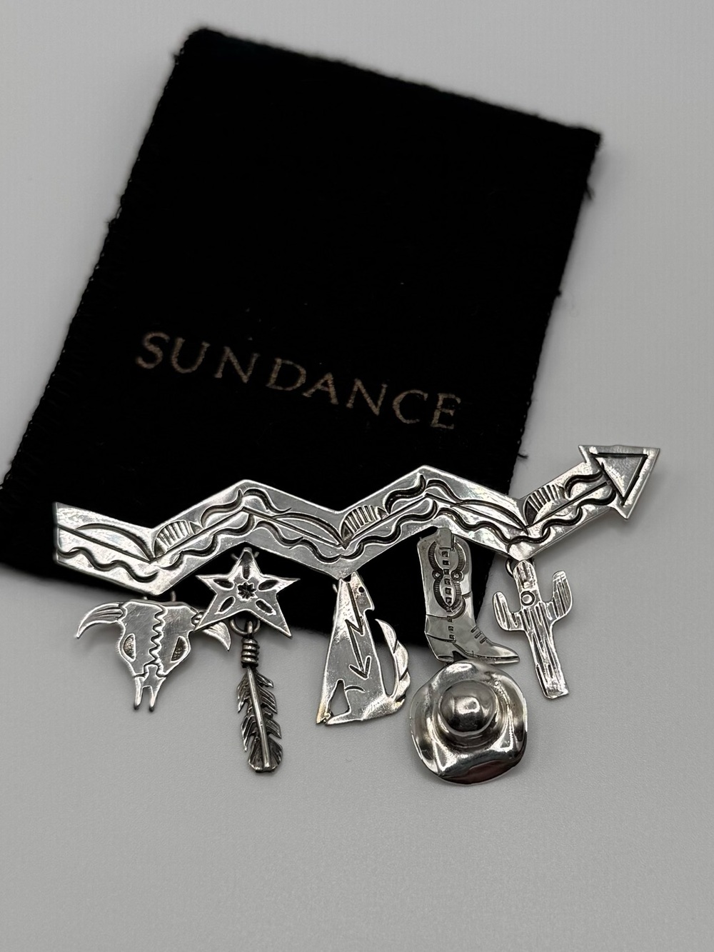 Sterling Silver 925 Southwestern Charm Arrow Brooch Pin